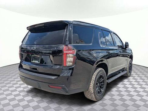 Used 2024 Chevrolet Tahoe Z71 w/ Luxury Package AWD/4WD image 4