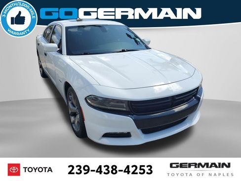 Used 2017 Dodge Charger R/T w/ Plus Group image 4