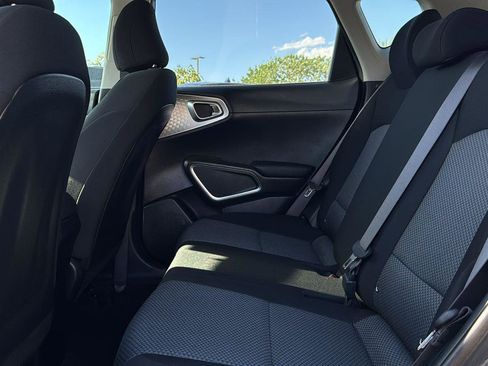 Used 2022 Kia Soul LX w/ Technology Package image 20