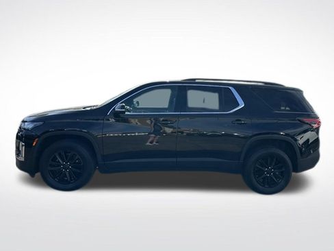 Used 2024 Chevrolet Traverse LT AWD/4WD image 2