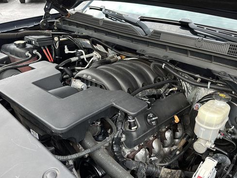 Used 2018 Chevrolet Silverado 1500 LTZ Z71 w/ Centennial Edition image 34