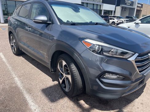 Used 2016 Hyundai Tucson Limited w/ Option Group 03 AWD/4WD image 1