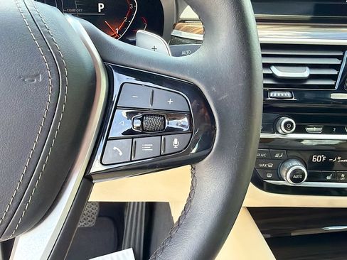 Used 2023 BMW 530i w/ Convenience Package RWD image 37