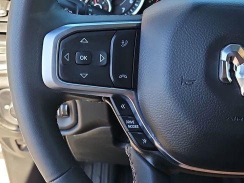 Used 2025 RAM 1500 Big Horn image 24