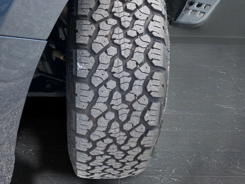Certified 2025 Ford Expedition Tremor AWD/4WD image 47