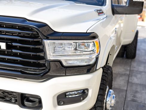 Used 2023 RAM 3500 Limited image 25