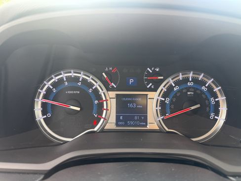 Used 2019 Toyota 4Runner Limited AWD/4WD image 31
