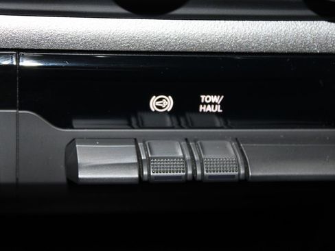 Used 2024 RAM 2500 Tradesman w/ Bed Utility Group image 31