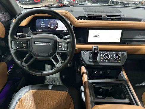 Used 2020 Land Rover Defender 110 X AWD/4WD image 57