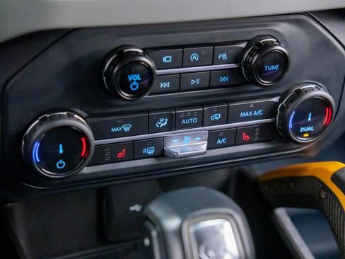 Used 2022 Ford Bronco Badlands w/ Sasquatch Package image 24