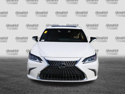 Used 2025 Lexus ES 300h w/ Premium Package FWD image 3