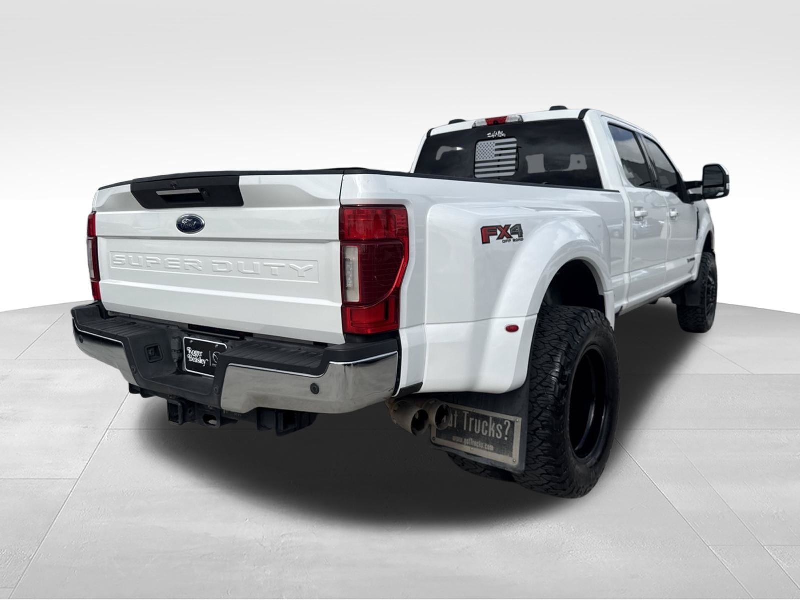 Used 2022 Ford F350 Lariat w/ Lariat Ultimate Package AWD/4WD image 5