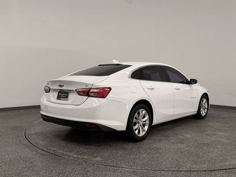 Used 2021 Chevrolet Malibu LT FWD image 8