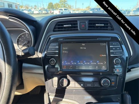 Used 2016 Nissan Maxima 3.5 SV image 9