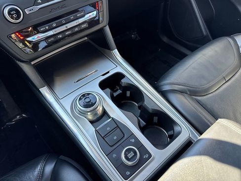 Used 2020 Ford Explorer Platinum image 47