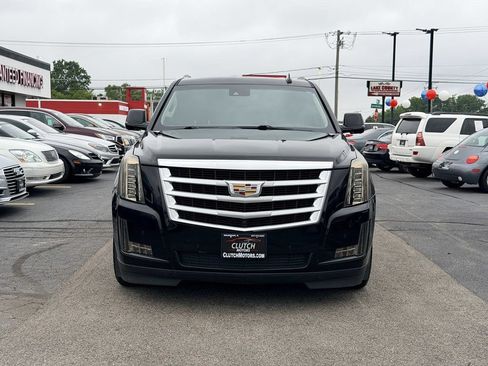 Used 2016 Cadillac Escalade ESV Premium AWD/4WD image 2