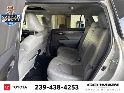 Certified 2021 Toyota Highlander Limited image 18