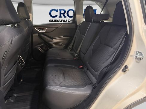 Used 2024 Subaru Forester Premium AWD/4WD image 18