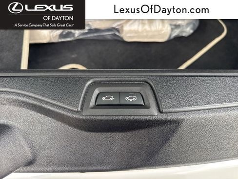 Used 2023 BMW X7 M60i w/ Executive Package image 49