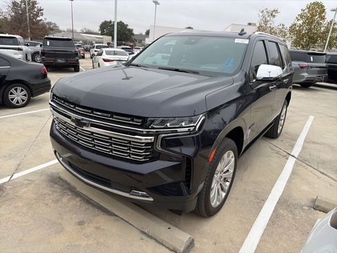 Used 2024 Chevrolet Tahoe Premier w/ Premium Package image 22