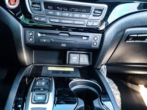 Used 2022 Honda Pilot Black Edition image 34