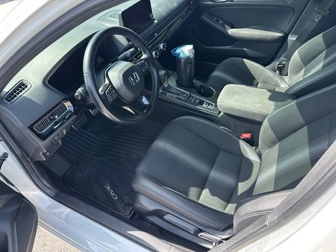 Used 2024 Honda Civic Sport image 5
