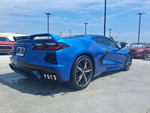 Used 2023 Chevrolet Corvette Stingray Coupe w/ Z51 Performance Package image 5