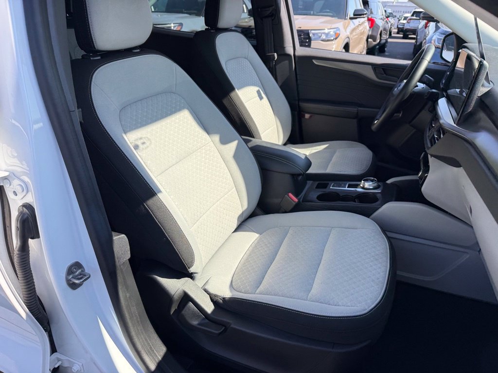 Certified 2024 Ford Escape Active w/ Tech Pack #1 AWD/4WD image 13