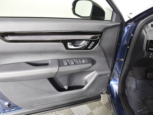 Certified 2025 Honda CR-V Sport Touring image 37