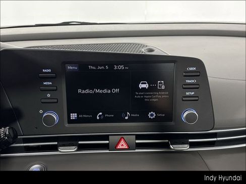 Certified 2025 Hyundai Elantra Sport FWD image 22
