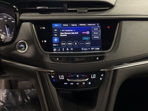 Certified 2025 Cadillac XT5 Premium Luxury image 22