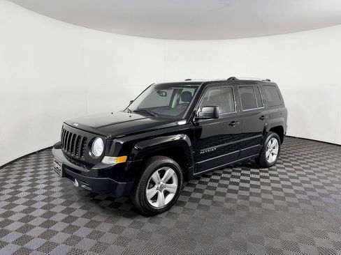 Used 2015 Jeep Patriot Limited w/ Sun/Sound Group image 2
