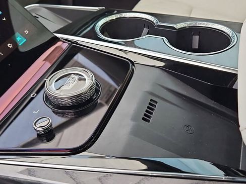 New 2026 Cadillac Escalade IQ Sport 1 w/ LPO, Floor Liner Package image 17