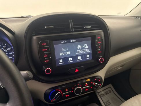 Used 2021 Kia Soul LX FWD image 35