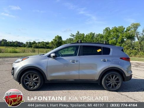 Used 2020 Kia Sportage S w/ S Premium Package AWD/4WD image 2