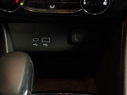 Used 2025 Buick Encore GX Sport Touring image 30