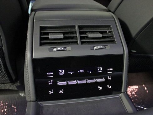 Certified 2025 Porsche Panamera 4 image 36