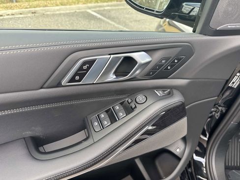 New 2026 BMW X5 xDrive50e w/ Executive Package image 18