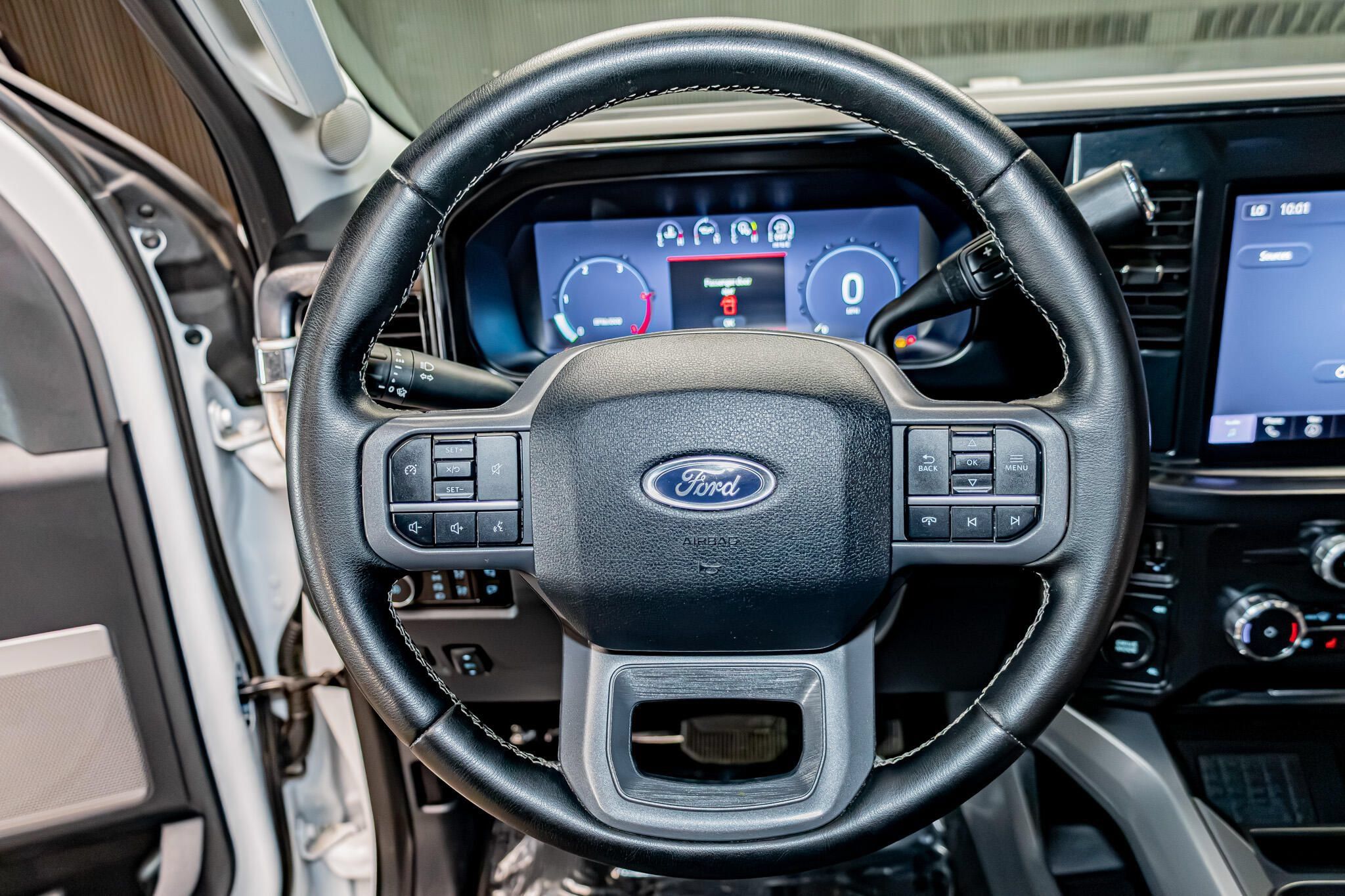 Used 2026 Ford F350 Lariat AWD/4WD image 19