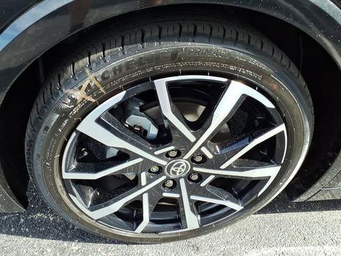 New 2026 Toyota Prius Plug-In Hybrid image 8