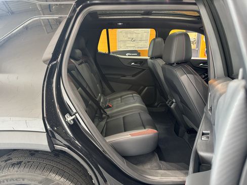 New 2027 Chevrolet Equinox RS w/ Convenience Package III AWD/4WD image 17