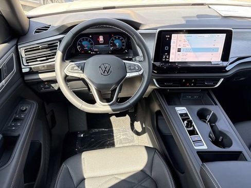 New 2026 Volkswagen Atlas Cross Sport SE image 10