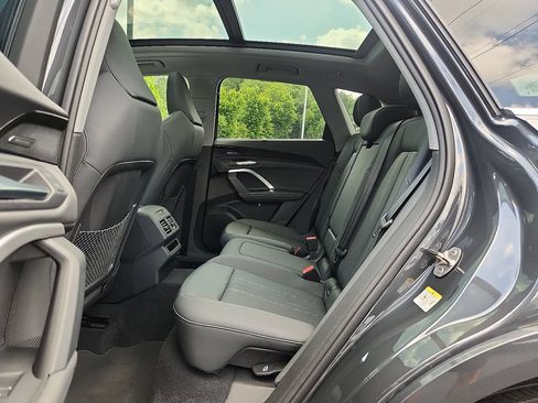 Certified 2025 Audi Q5 Premium Plus w/ Premium Plus AWD/4WD image 16
