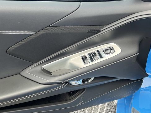 Used 2020 Chevrolet Corvette Stingray Convertible w/ 1LT image 13