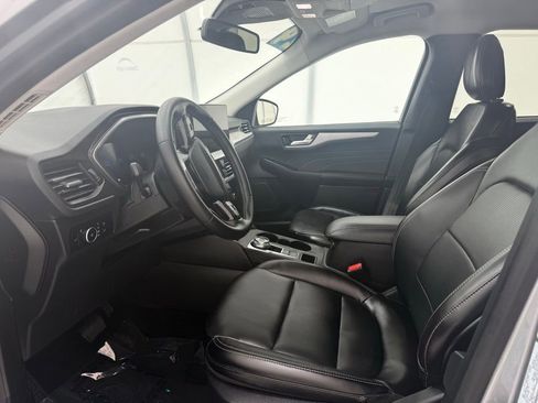 Used 2024 Ford Escape Platinum image 11