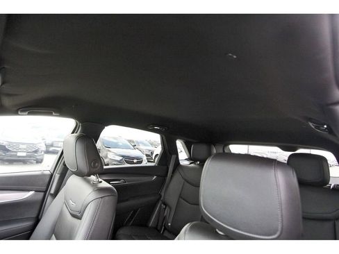 Certified 2025 Cadillac XT5 Luxury image 29