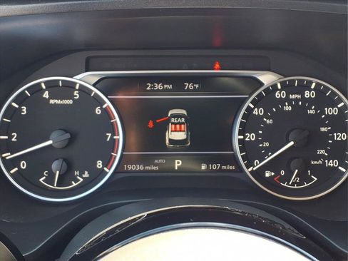 Used 2023 Nissan Rogue SV AWD/4WD image 14