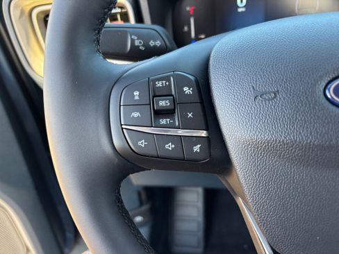 New 2025 Ford Maverick Lariat w/ 4K Tow Package image 32