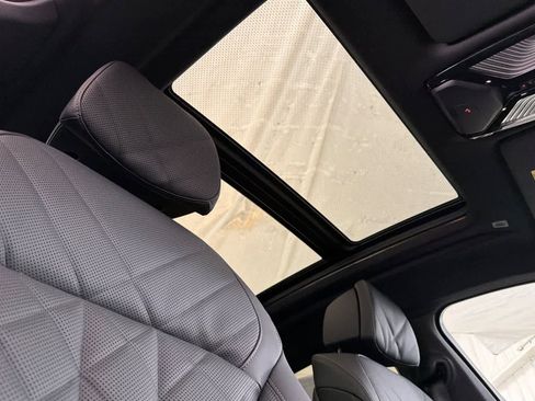 New 2026 BMW X6 xDrive40i w/ Executive Package image 17