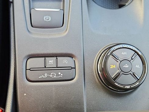 New 2025 Ford Ranger XLT w/ FX4 Off-Road Package image 23